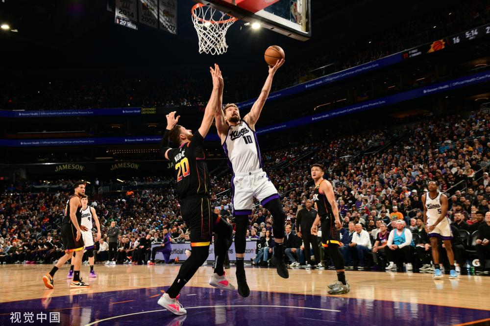 每一位曾在 每一位曾在