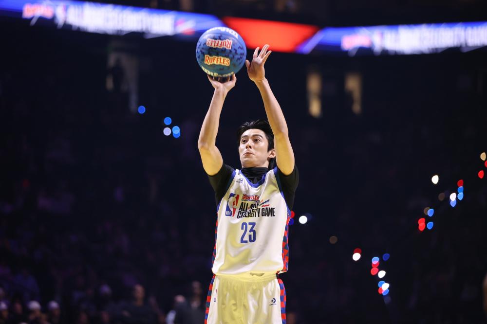 比如中场替 比如中场替